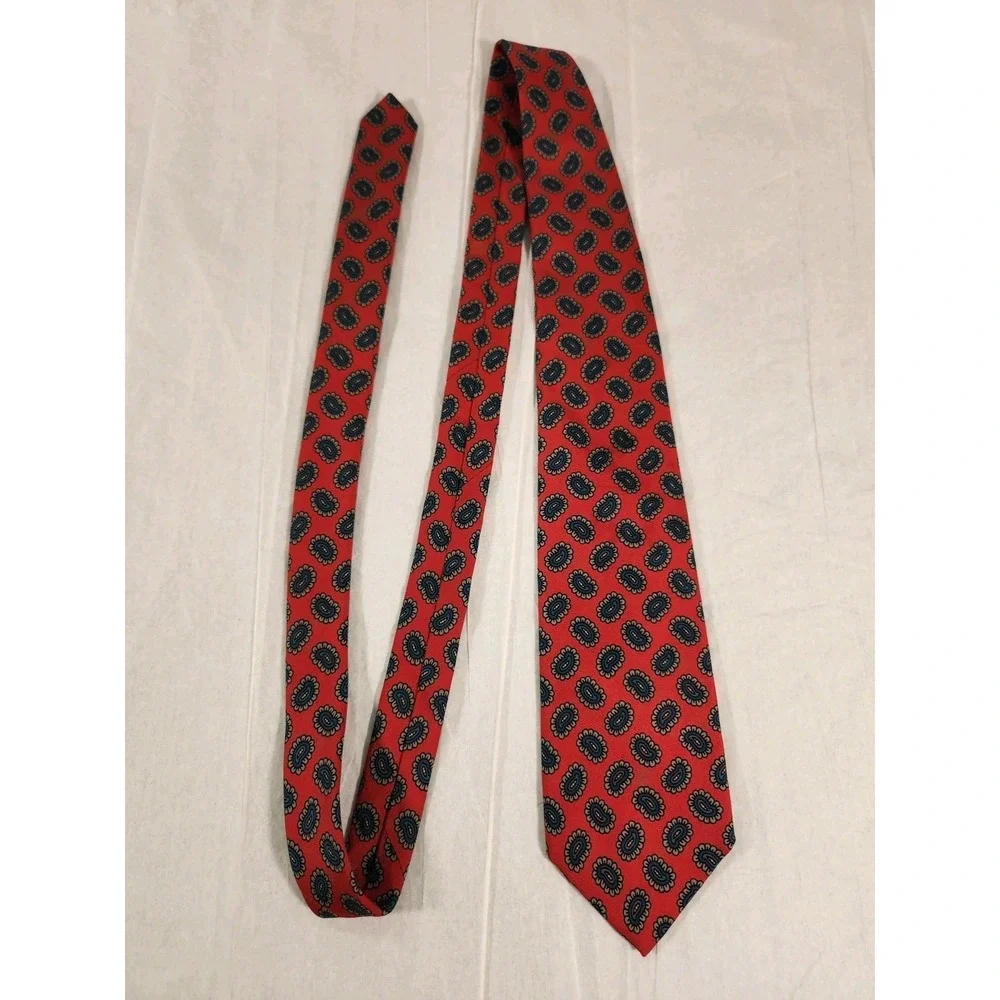 Robert Talbott Necktie for Nordstrom Hand Sewn 100% Silk Geometric Red Vintage